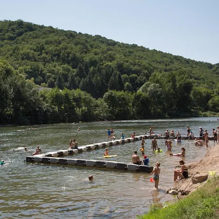 Ostalet De Canteperlic Hébergement de vacances